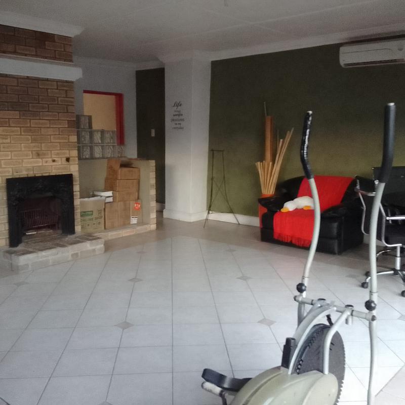 4 Bedroom Property for Sale in New Orleans Western Cape